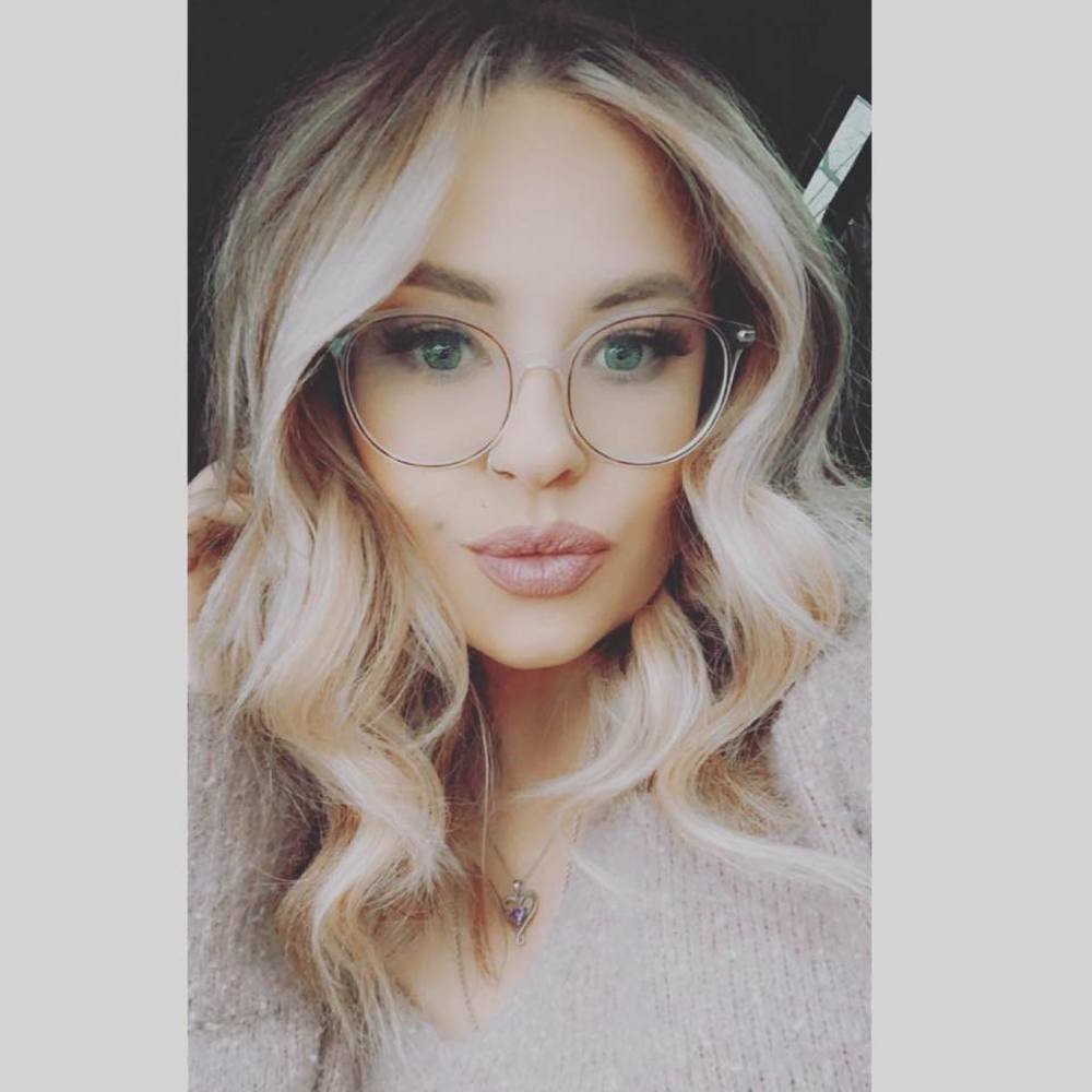 Meet your Posher, Emma